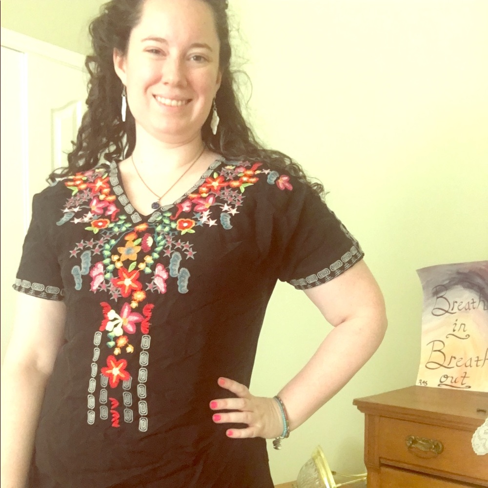 Embroidered blouse/tunic top